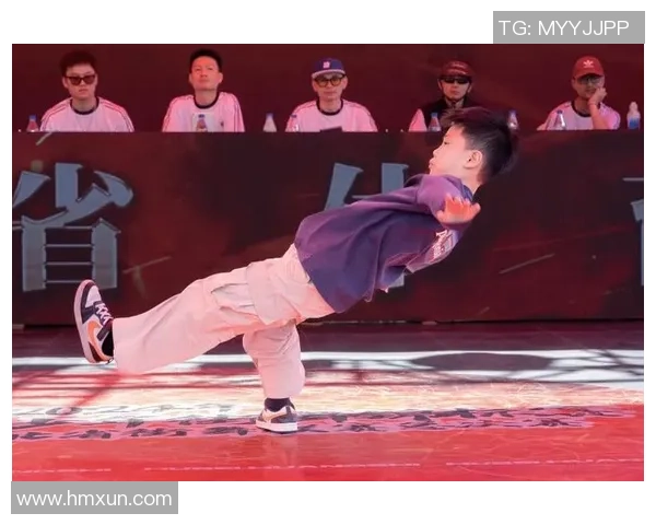 武汉街舞队的灵活性揭秘:街舞巨献带你领略舞动魅力与激情